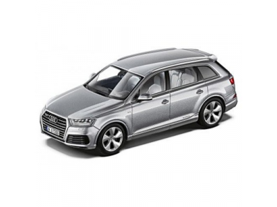 Модель автомобиля Audi Q7, Floret Silver, Scale 1:43, артикул 5011407613 от VAG Модель автомобиля Audi Q7, Floret Silver, Scale 1:43, артикул 5011407613